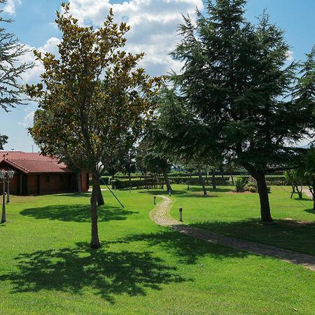 Hotel Le Chalet Ksanti Zewnętrze zdjęcie